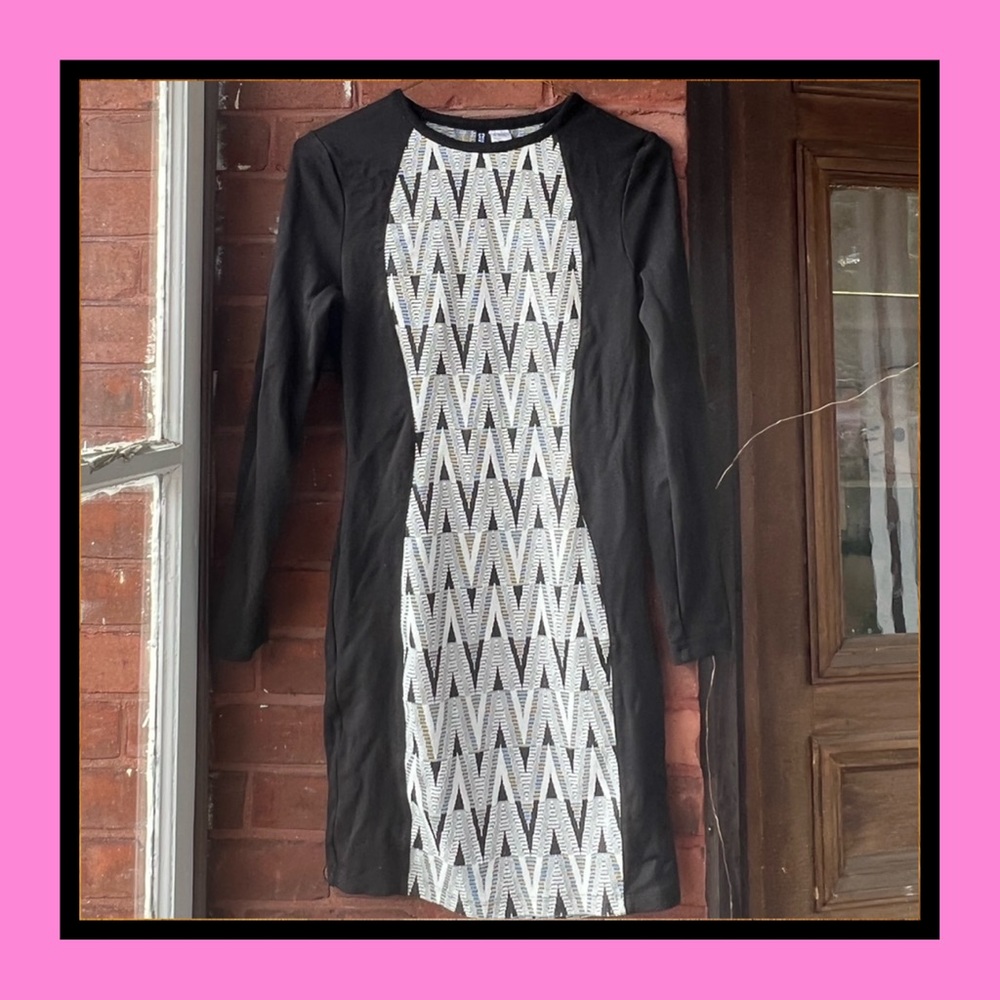 Black & White Patterned H&M Dress (2 FOR $10🍁)